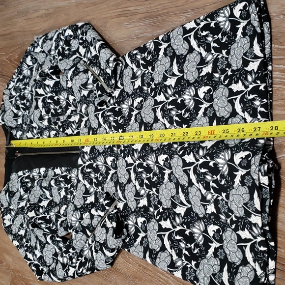 (XS) Zara Trafaluc Floral Print Long Sleeved Romper/Dress Vacation Summer Costal - Picture 3 of 15